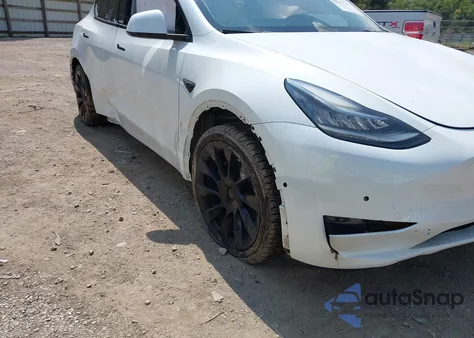 2022 Tesla Model Y Long Range Dual Motor All-Wheel Drive from USA, damaged, VIN 7SAYGDEE0NF431668